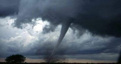 foto de um tornado